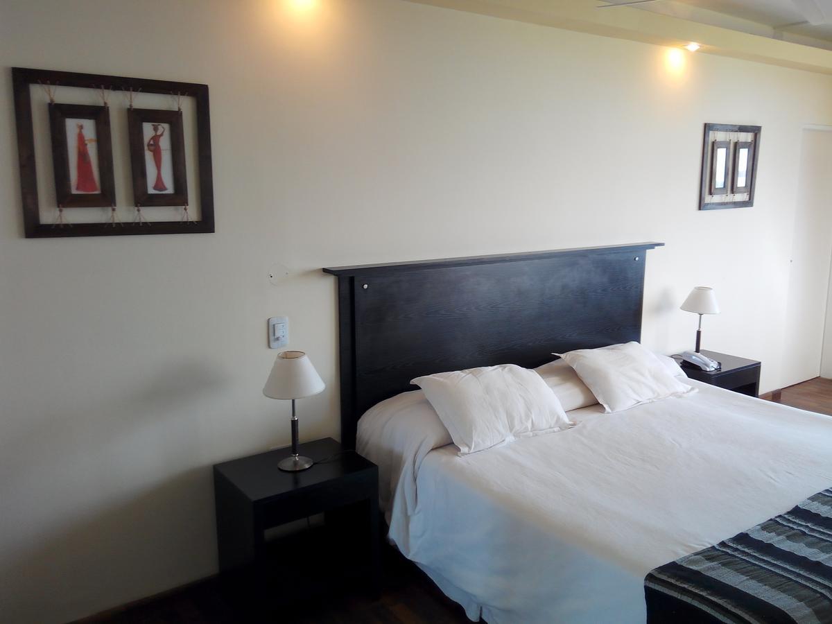 Manantiales Hotel De Turismo Monte Caseros Extérieur photo