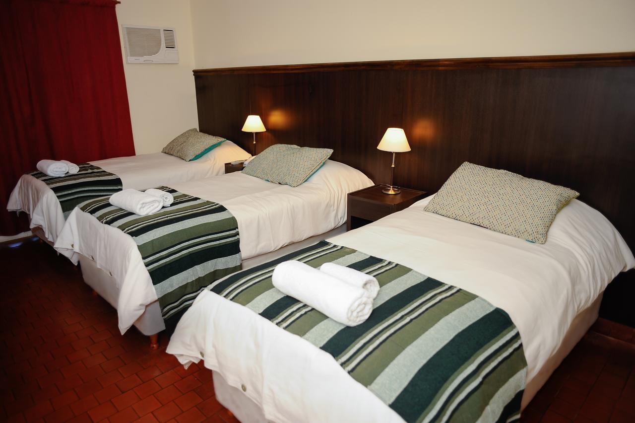 Manantiales Hotel De Turismo Monte Caseros Extérieur photo