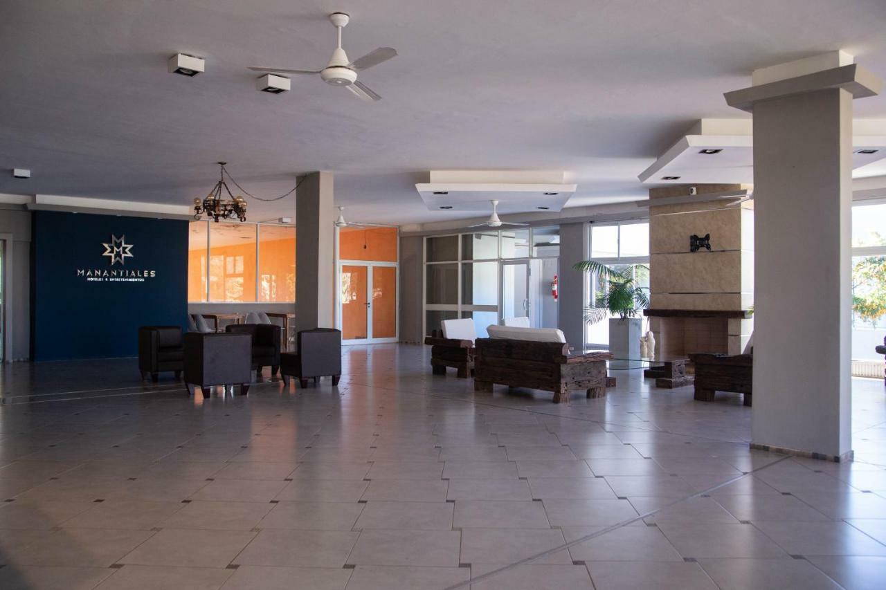 Manantiales Hotel De Turismo Monte Caseros Extérieur photo